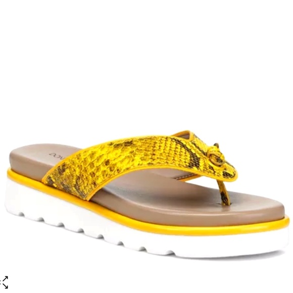Donald Pliner Leaane Leather Patent Snake Embossed Thong Sandal Yellow SZ 9.5 - Picture 1 of 15